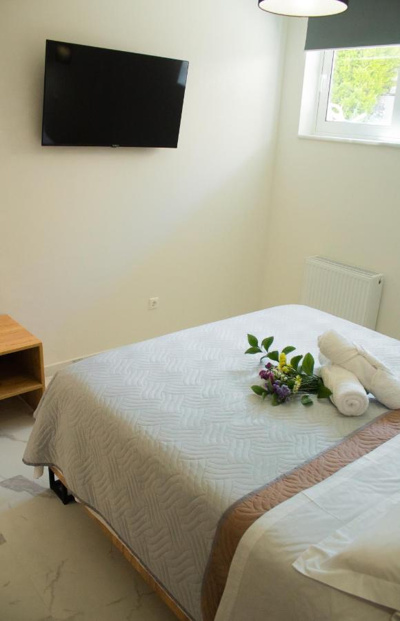 Elias Studio - Near To The Port Of Rafina And The Airport Of Athens Agios Spyridon  Exterior foto