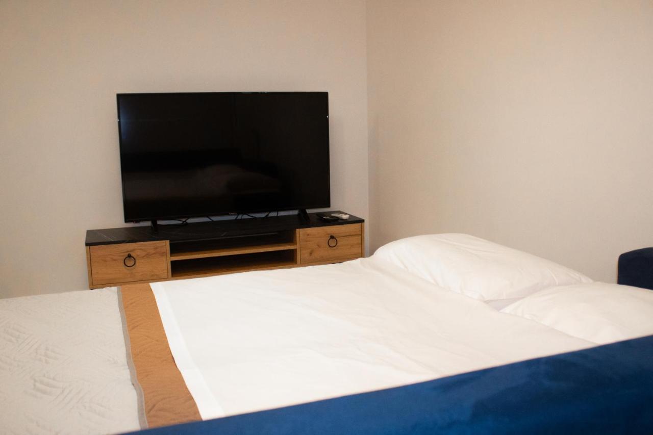 Elias Studio - Near To The Port Of Rafina And The Airport Of Athens Agios Spyridon  Exterior foto